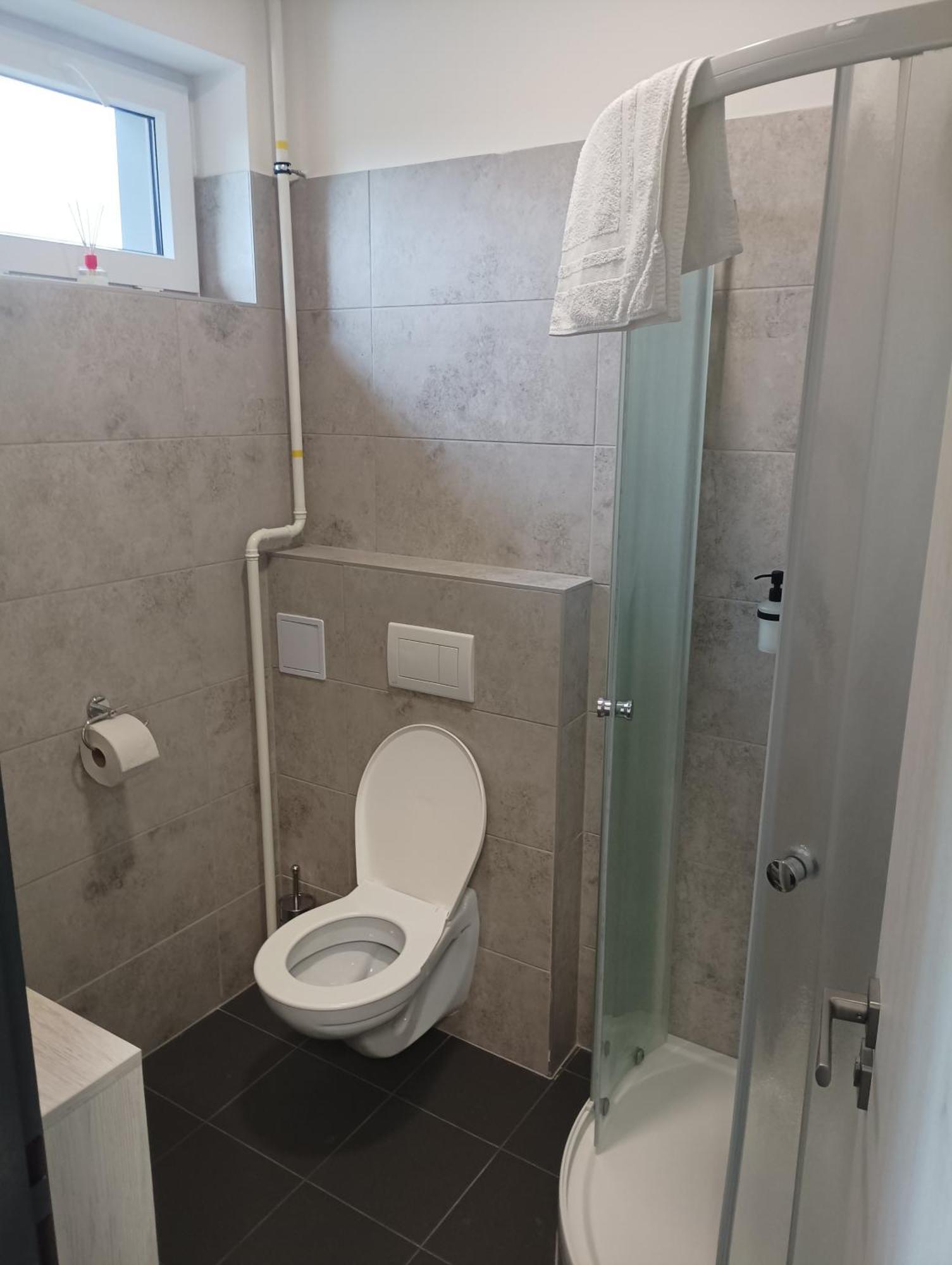 Apartmany U Golfu ยีห์ลาวา ภายนอก รูปภาพ