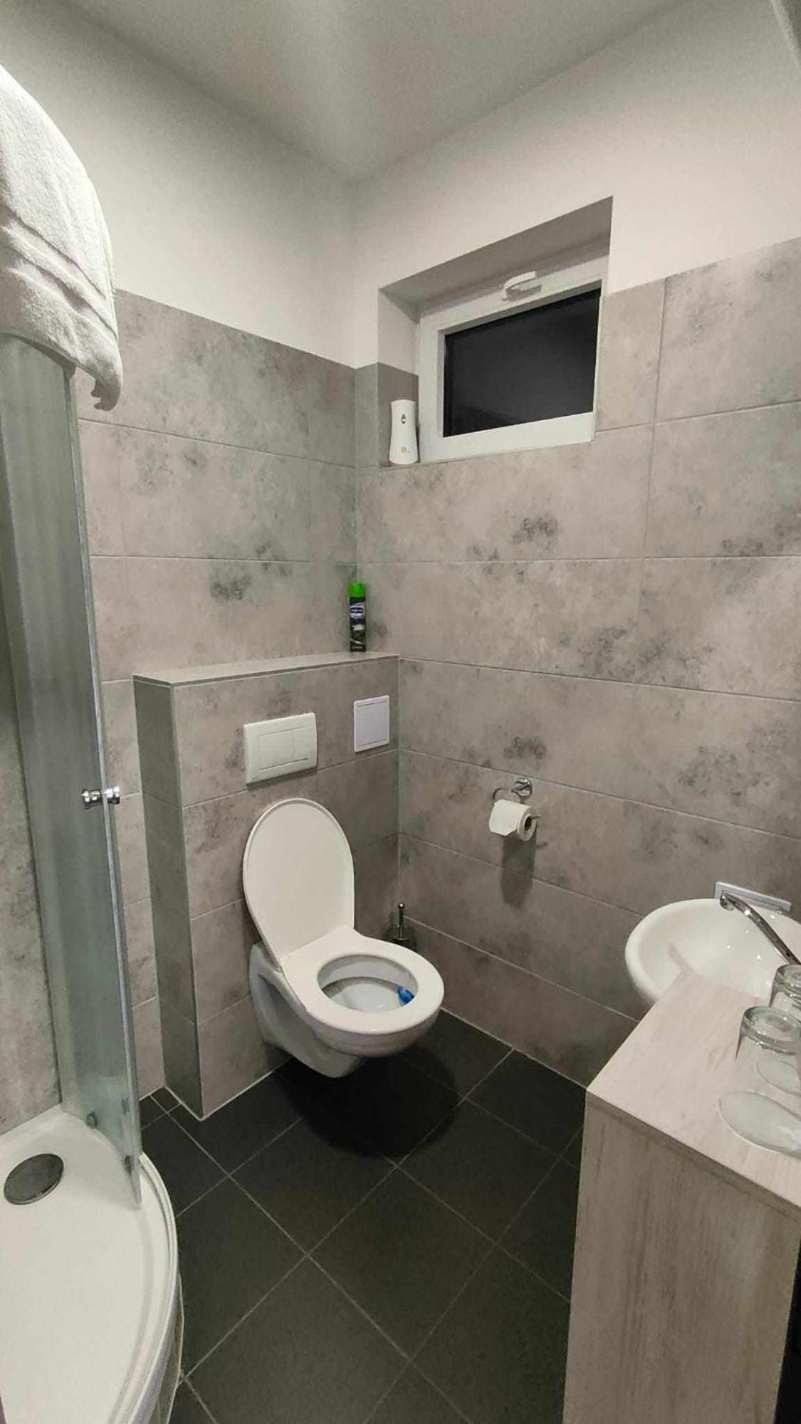 Apartmany U Golfu ยีห์ลาวา ภายนอก รูปภาพ