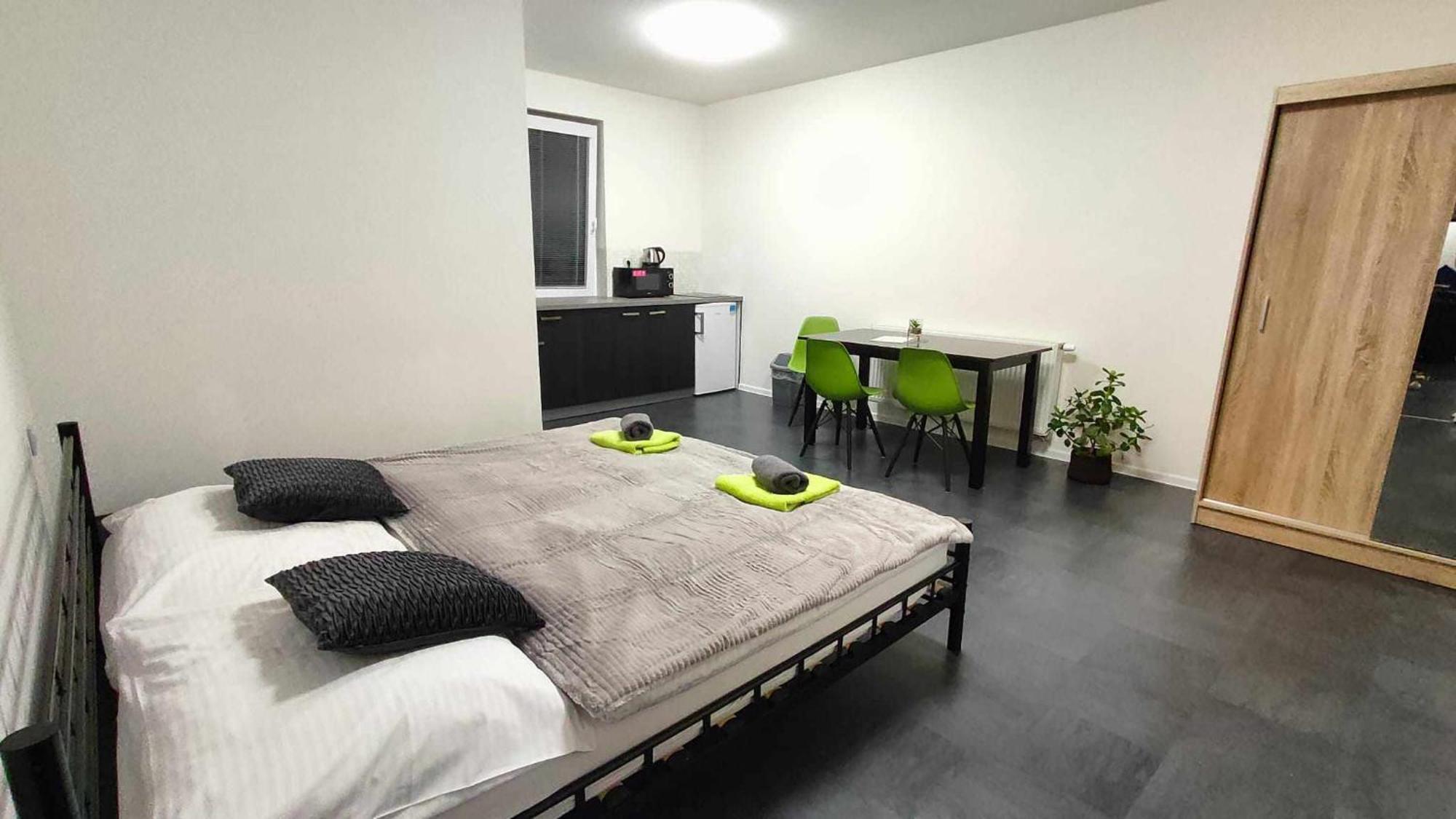 Apartmany U Golfu ยีห์ลาวา ภายนอก รูปภาพ